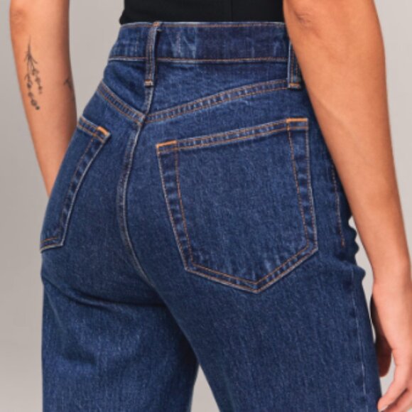Abercrombie Ultra High Rise 90s Straight Jean - Picture 4 of 6